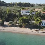 Sea Side Alexandra