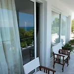 Sea Side Alexandra Apartamento