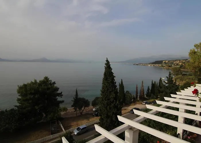 Sea Side Alexandra Apartmán *