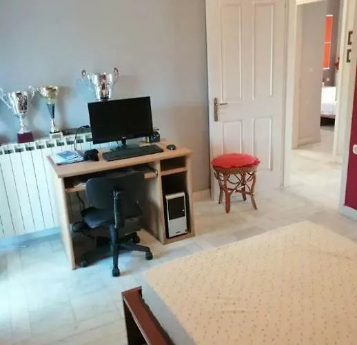 Sea Side Alexandra Apartment Alissos